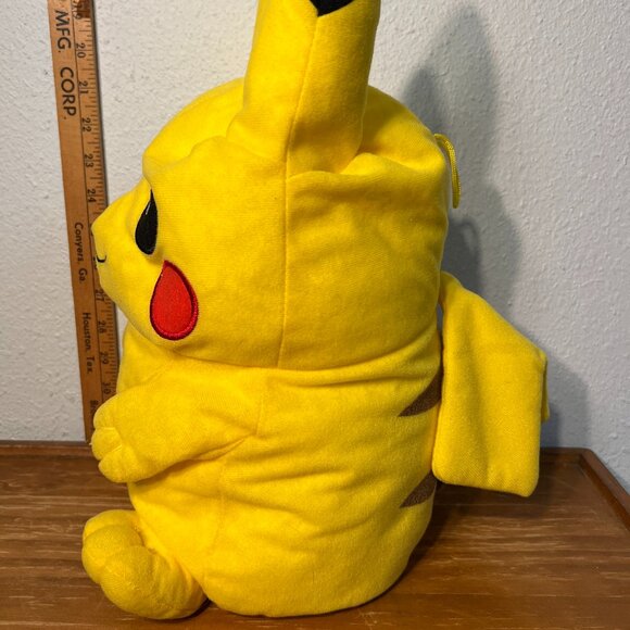 Pokemon Vintage (2013) Pikachu 14 Inch Plush Toy - Picture 3 of 10